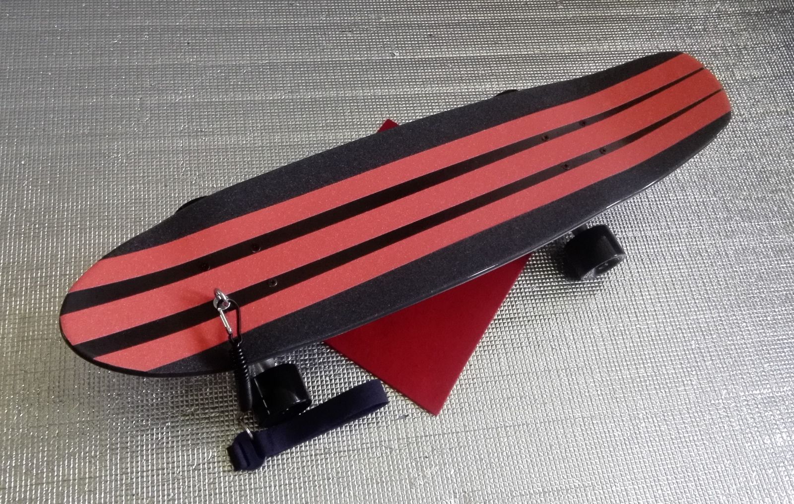 30＜税無送料込＞カービングT搭載 ミニクルーザー 30