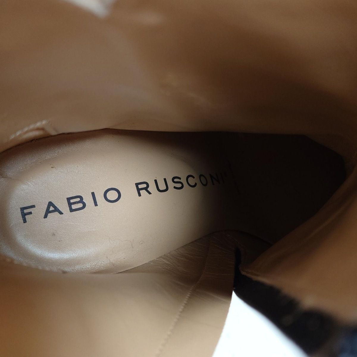 ファビオルスコーニ