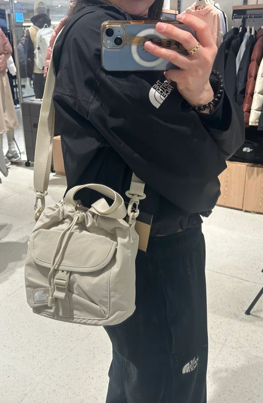 バケットバッグ