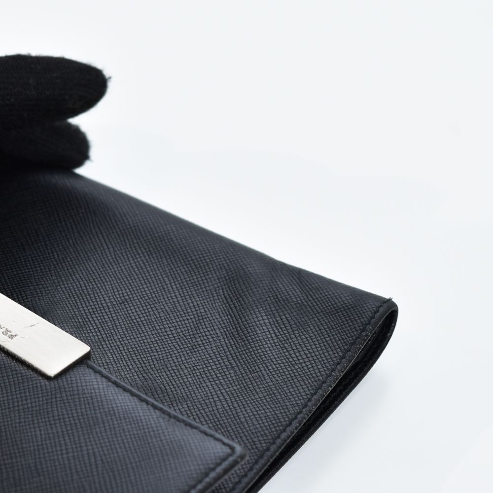 PRADA 財布