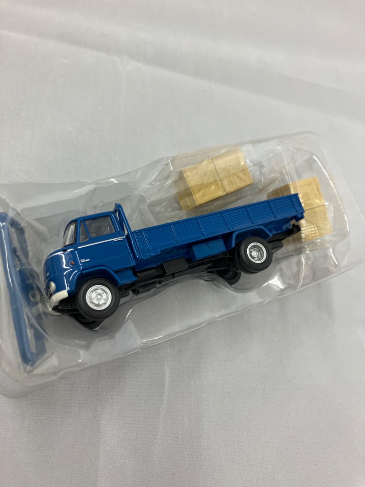 トミカ リミテッド ヴィンテージ ニッサン 3.5トン トラック LV トミカ リミテッド ヴィンテージ ニッサン 3.5トン トラック LV