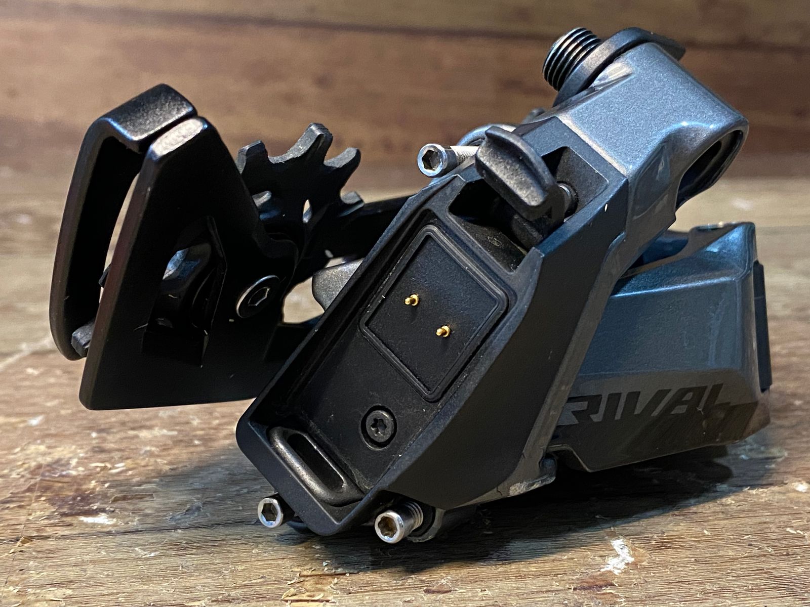 SRAM