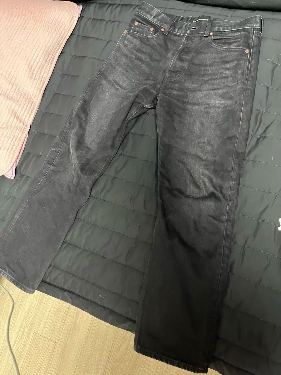 ローラン パンツ