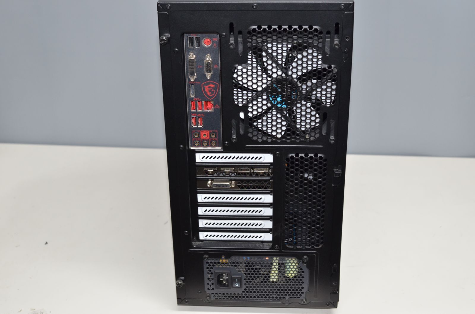 i7-8700|SSD960GB HDD2TB|メモリ16GB|GTX1060|DVDマルチ|デスクトップPC