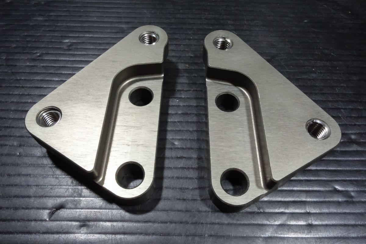 キャリパーサポート