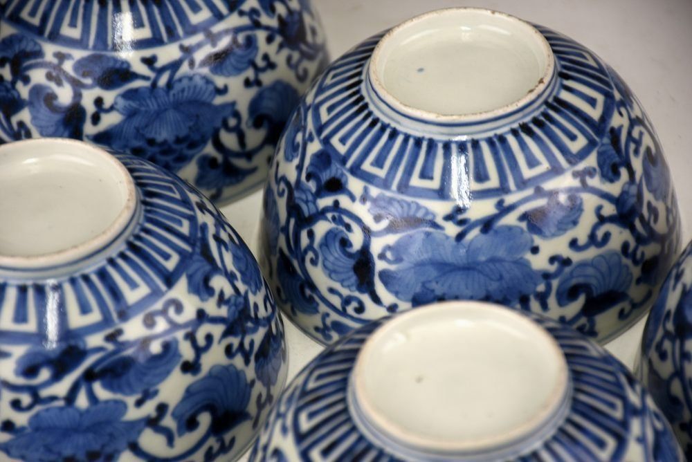 花唐草 染付 蓋付 茶碗 古伊万里 染付花唐草蓋茶碗5客 身口径約12㎝ 東