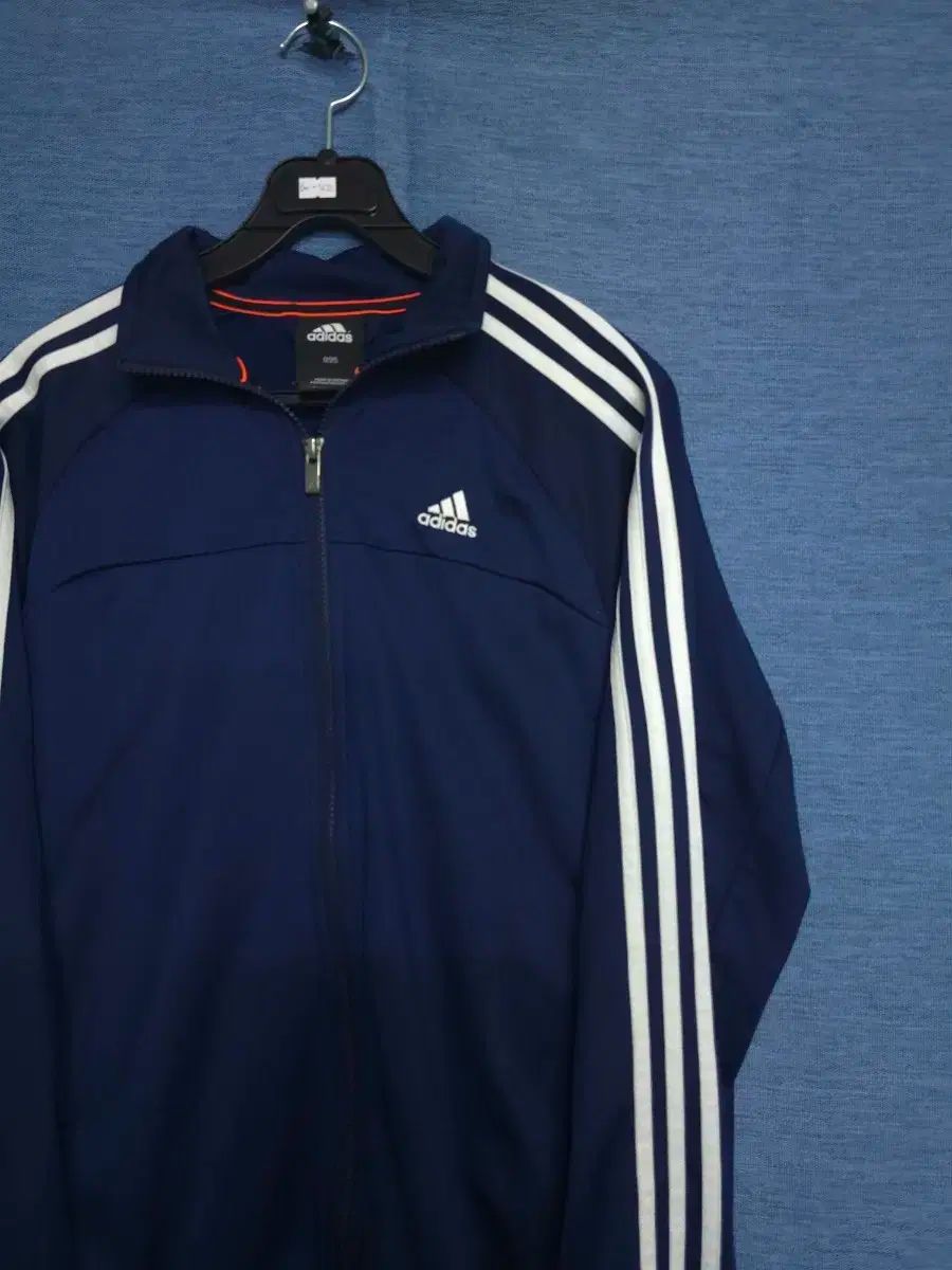 得価，セール adidas(アディダス) 3 ライン トラックトップス ジップアップ ジャージ トレーナー・スウェット