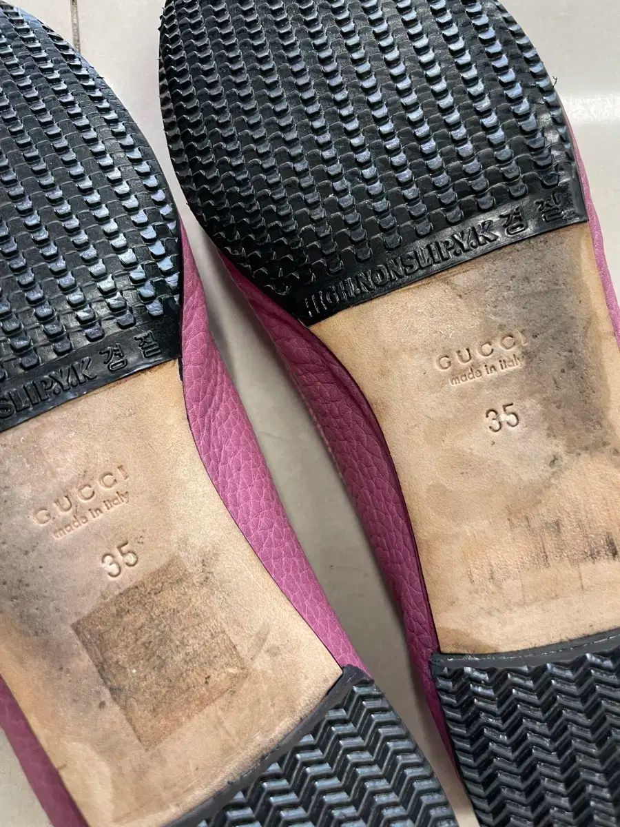 こちらの商品は専用です。　新品未使用です。グッチ　フラットシューズ37サイズ 1669022241.jpg?1662605485