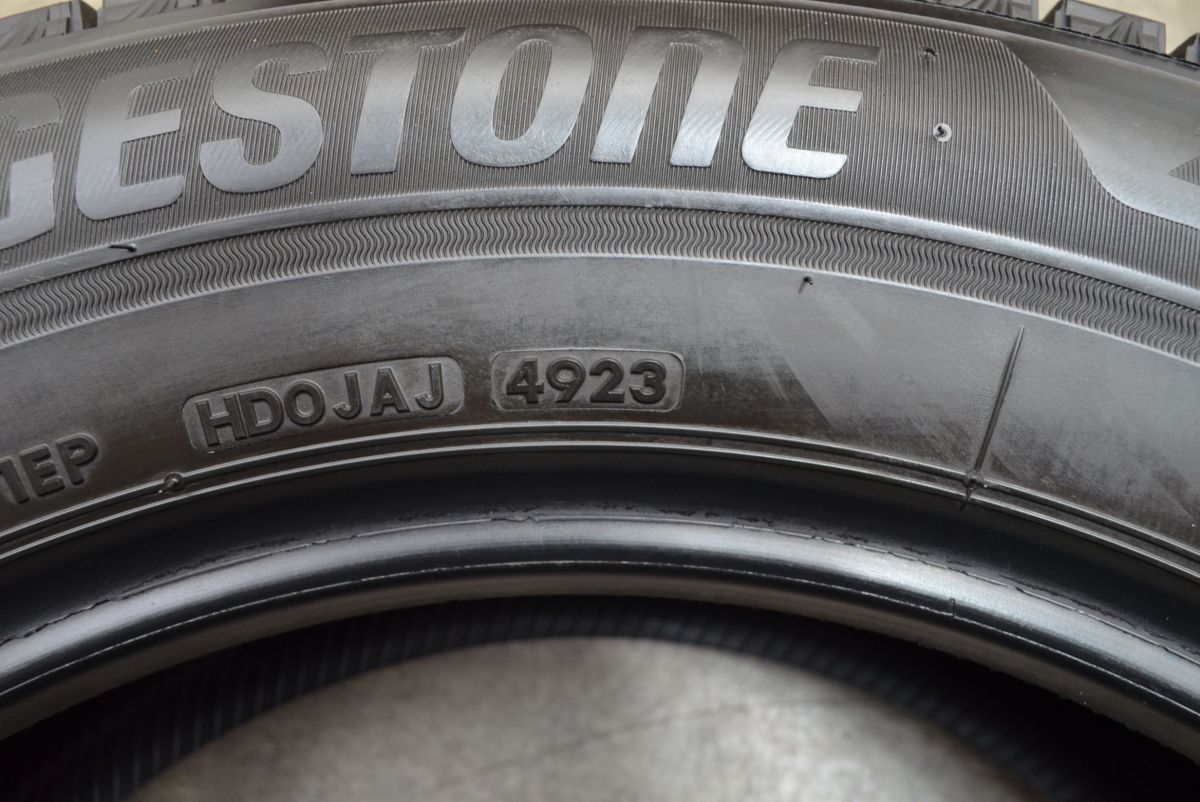 ブリザック VRX3