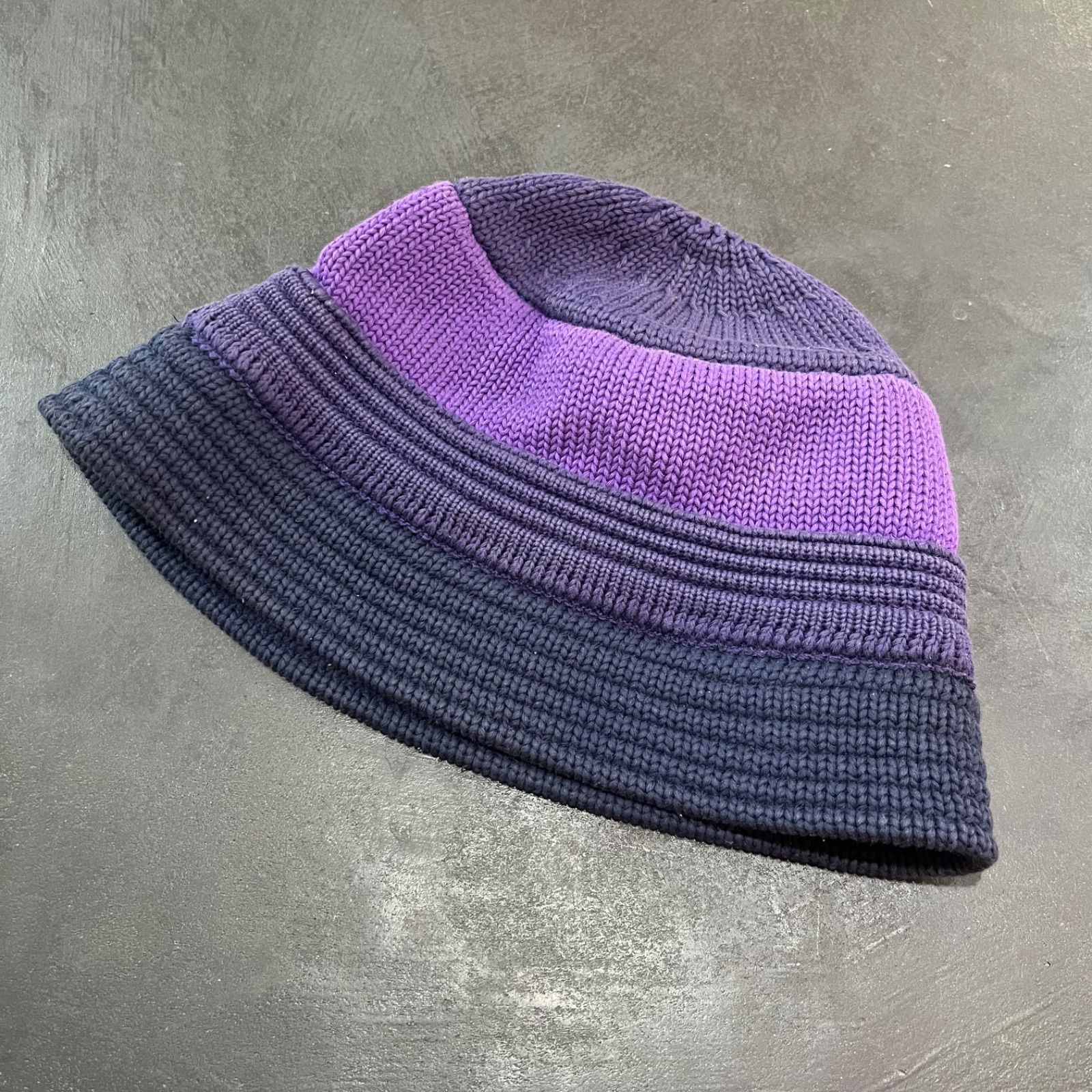 Children of the discordance（チルドレン オブ ザ ディスコーダンス）のHANDKNIT BUCKET HAT  BLACKの通販サイト-大阪 堀江 PALETTE art alive（パレットアートアライヴ）-