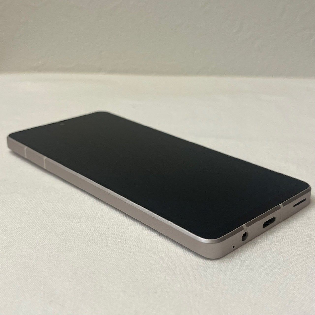 AQUOS|sense7|SHG10|本体|シルバー|SIMフリー|バッテリー良好|No.2010