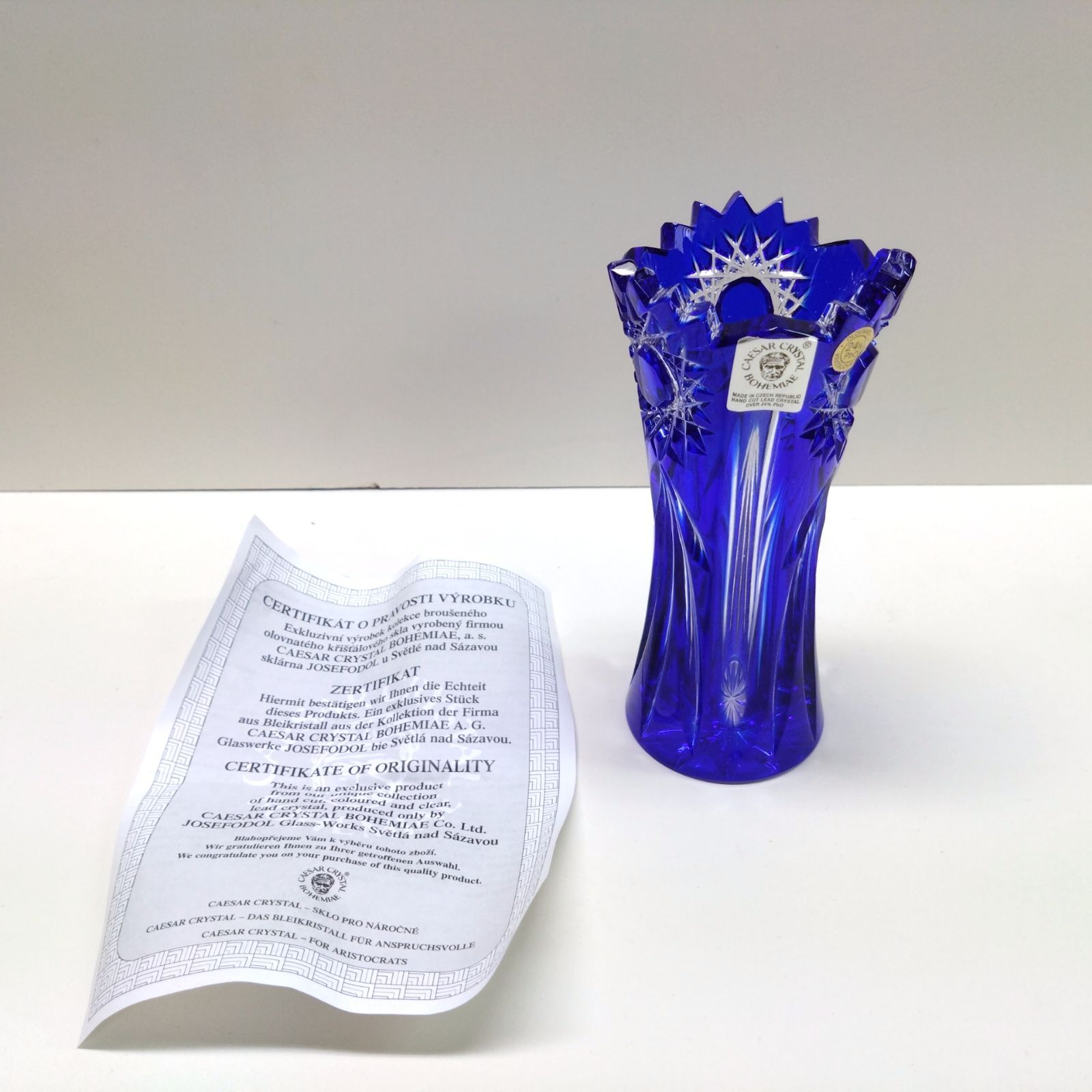 送料無料，人気 BOHEMIAE CAESAR クリスタル 切子 花瓶 フラワーベース