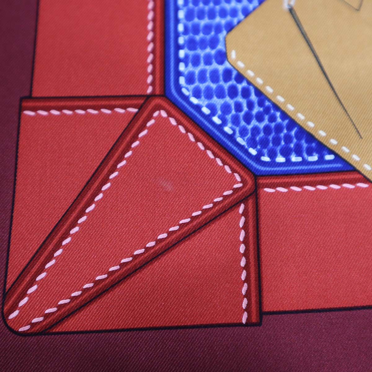 エルメス HERMES カレ90 スカーフ TOUT CUIR すべて皮 革 シルク 赤