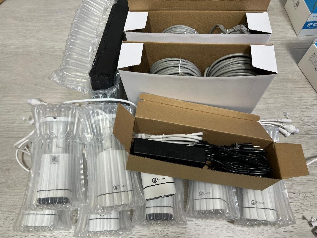 NVR POE防犯カメラ8台セット初期不良交換保証「NVR-VST-POE8」 - メルカリ