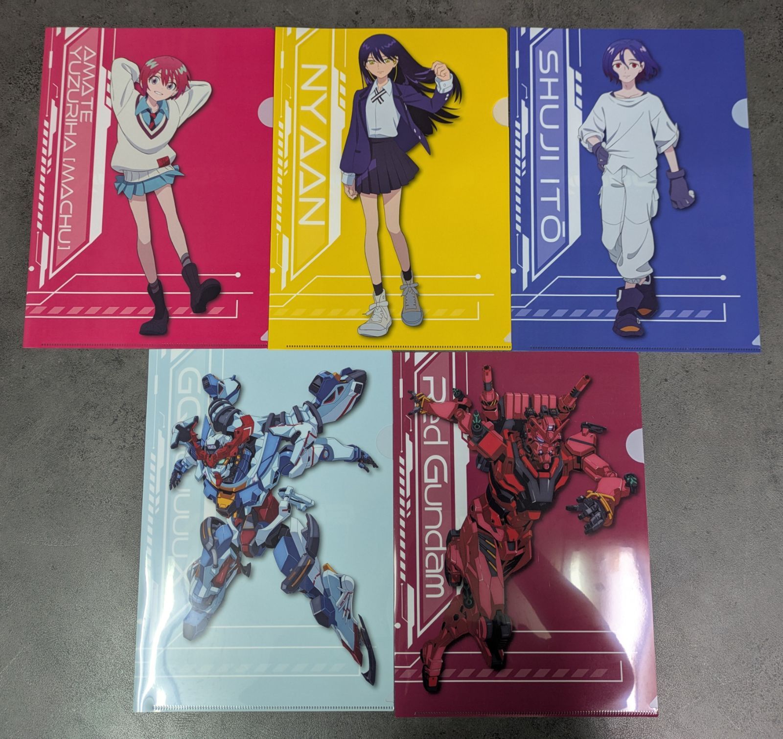 機動戦士ガンダム　サイン付き　クリアファイル　まとめ売り　おまけ付き 機動戦士ガンダム サイン付き クリアファイル まとめ売り おまけ