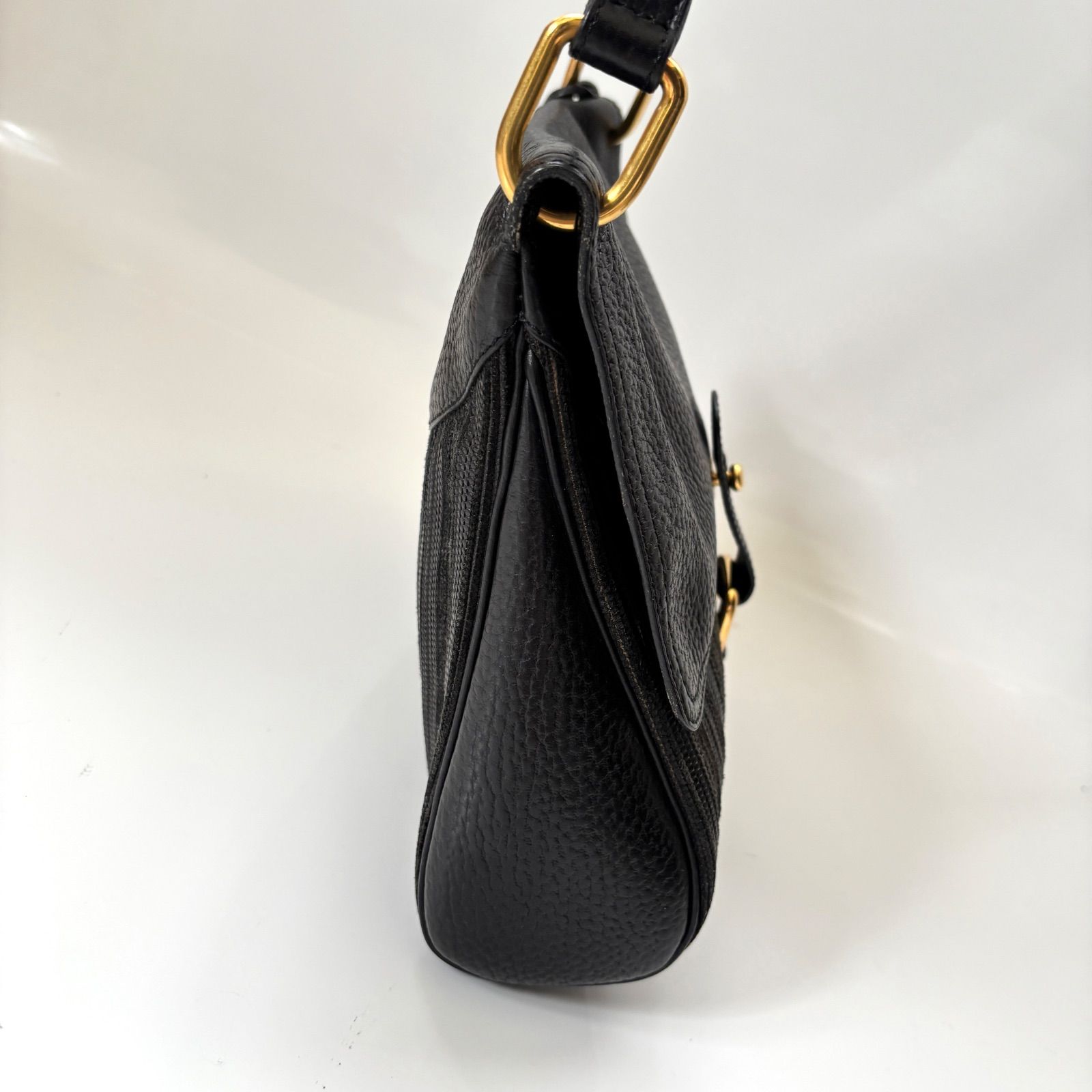全国送料無料・イイ店 美品】DELVAUX デルヴォー 黒 ブラック 金具 ショルダーバッグ バッグ