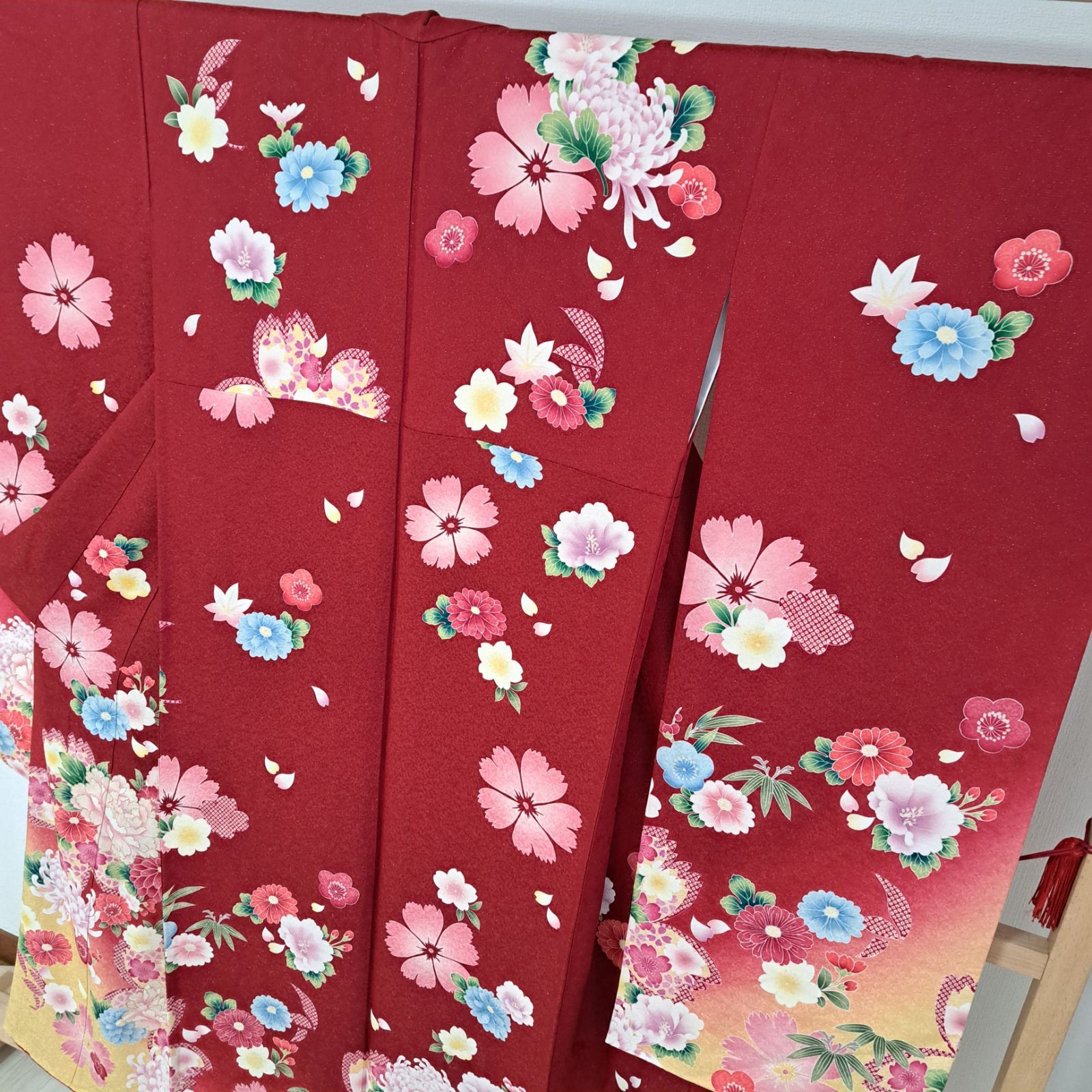 振り袖 裄69.5 大柄 上質 桜の花 広衿 袷 着物 U-1107 振袖 身丈166cm 裄丈67.5cm L 袷 桜 花びら 金通し 金糸 濃