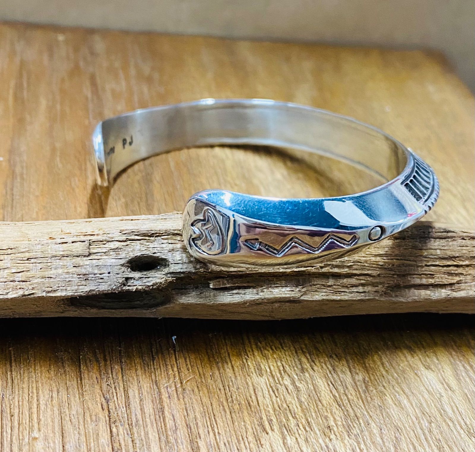 インディアンジュエリー　バングル　スターリングシルバー　ナバホ　silver INDIAN JEWELRY インディアンジュエリー】Navajo Silver×14KGF