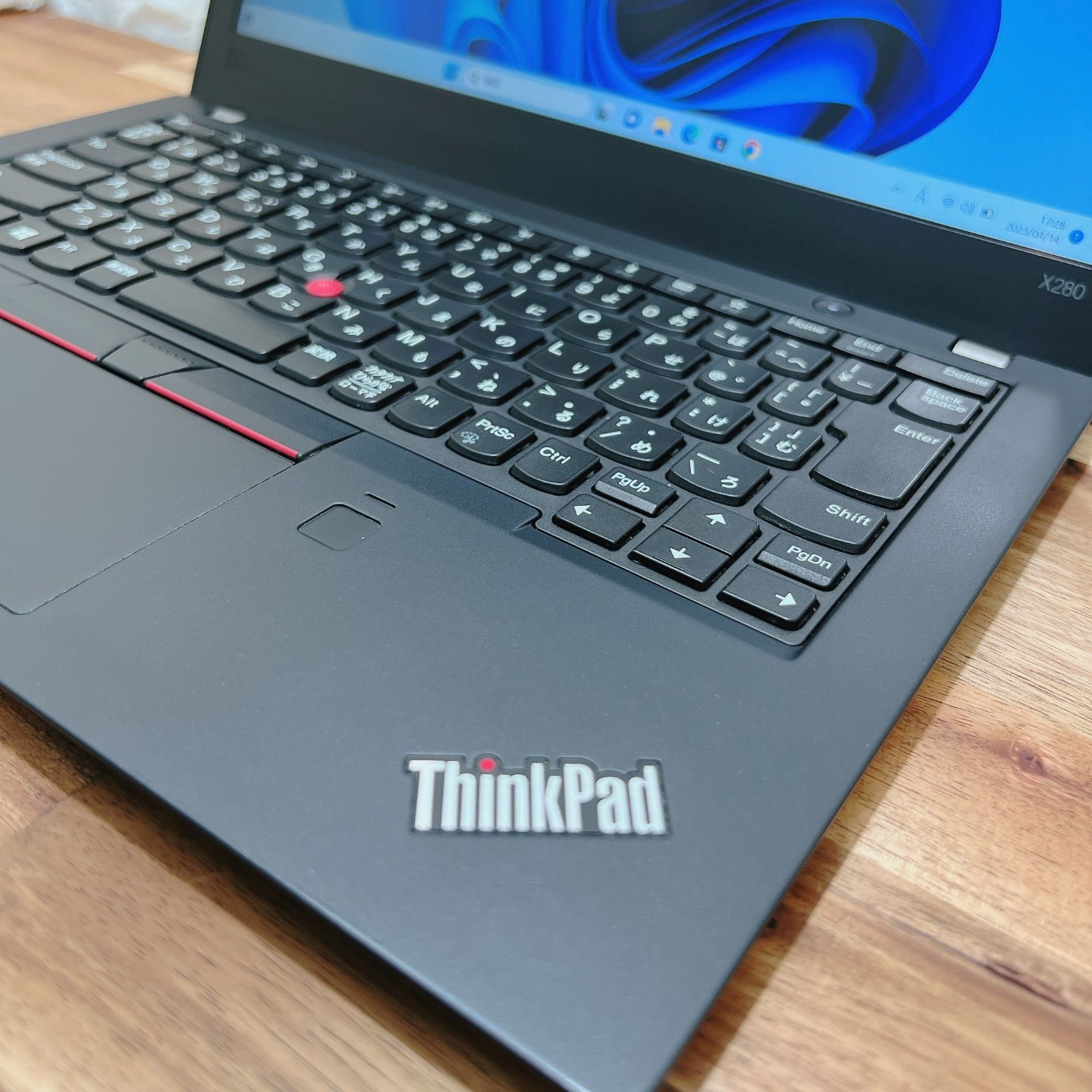 美品】Thinkpad☘爆速SSD256GB☘Core i5第8世代☘メモ8G-