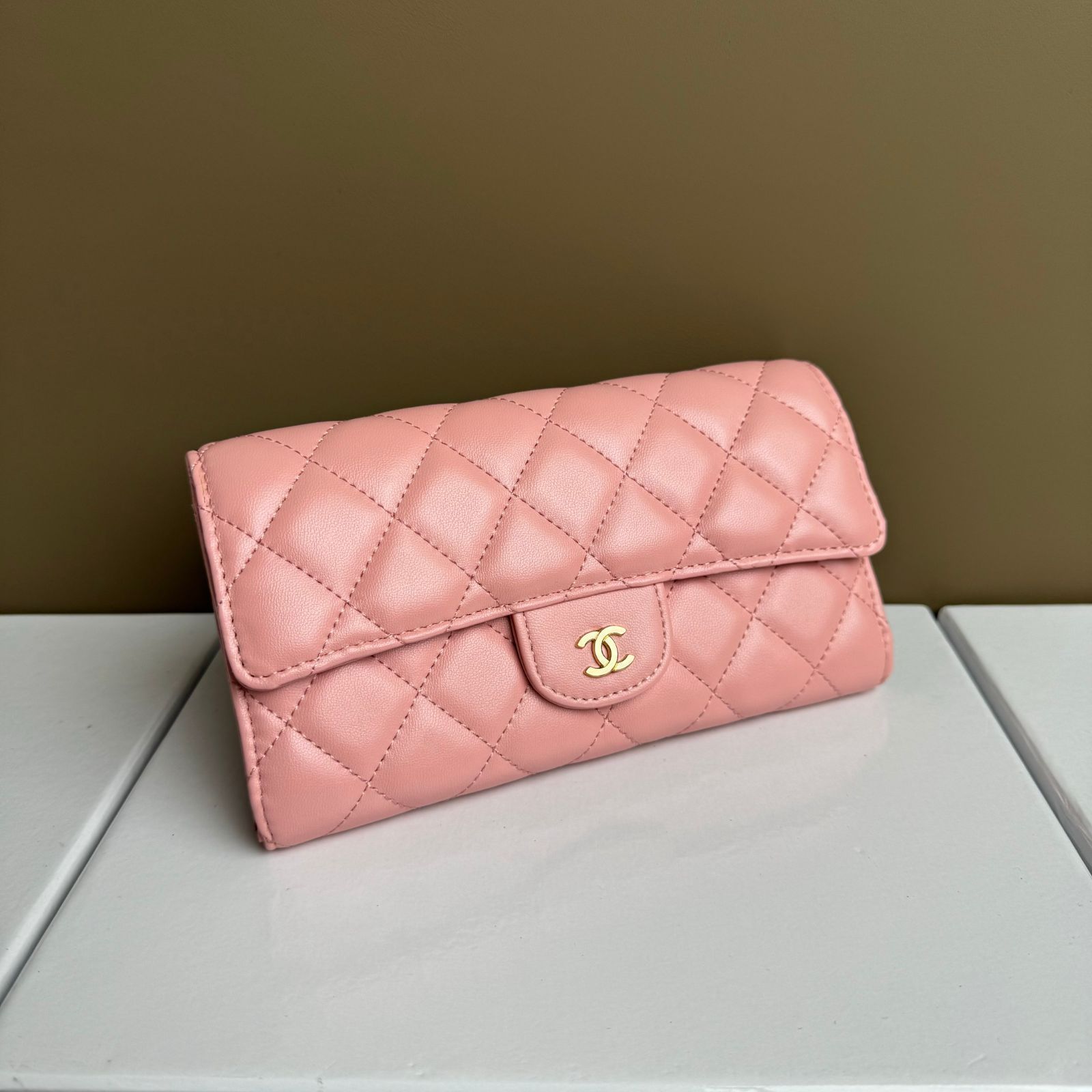 CHANEL シャネル ピンク ラムスキン 長財布 - メルカリ