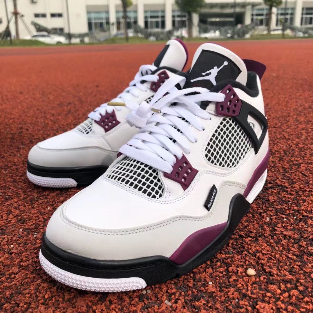 パリ・サンジェルマン × ナイキ エアジョーダン4  