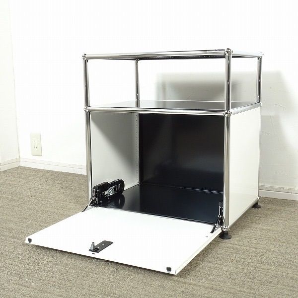 ドロップダウンドア×1 白×黒