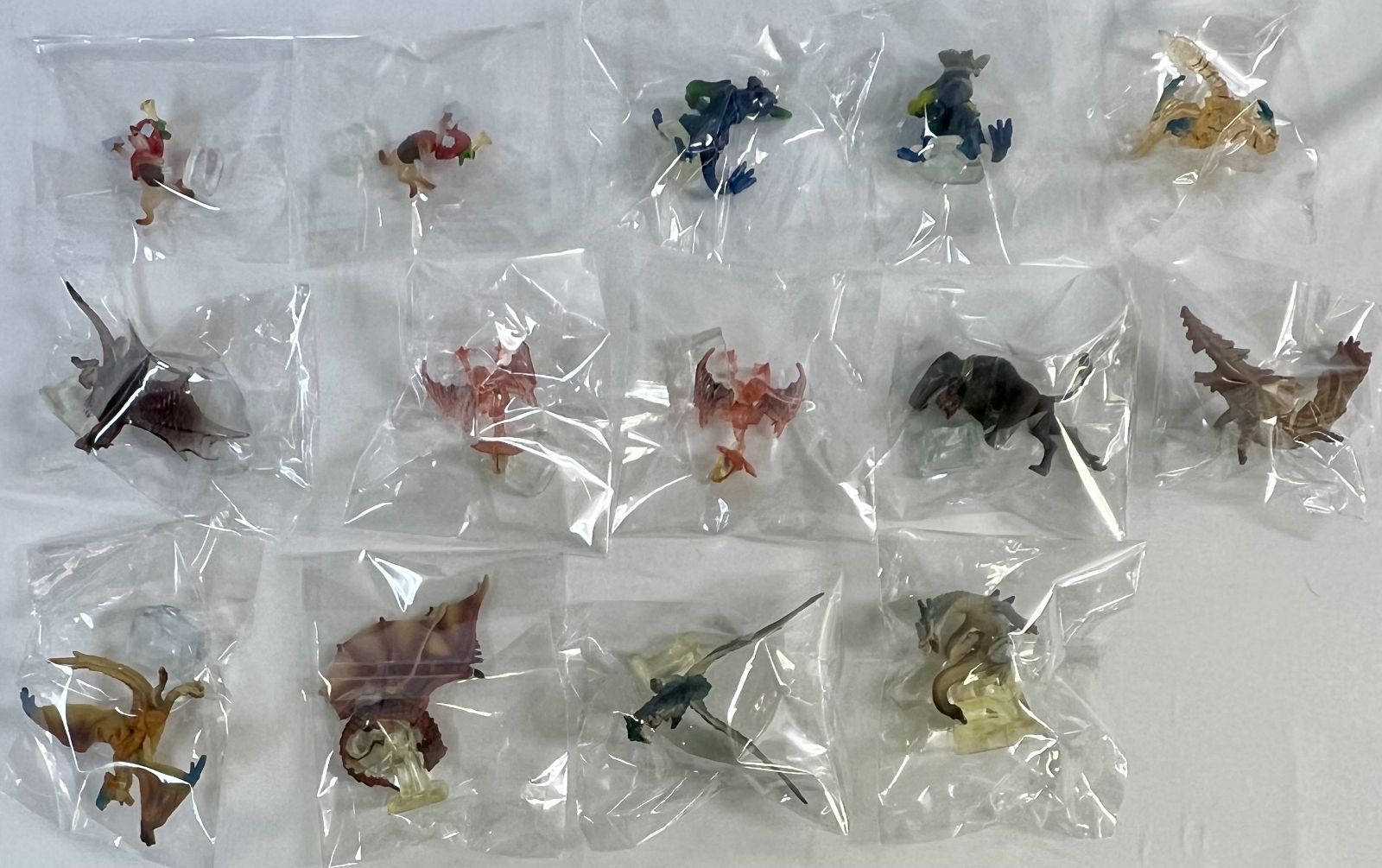 鬼滅の刃 MEGABOX 日輪刀キーリング 10種コンプ【韓国限定】 韓国限定】 公式グッズ 鬼滅の刃 ランダム 日輪刀キーリング コンプ 鬼滅の