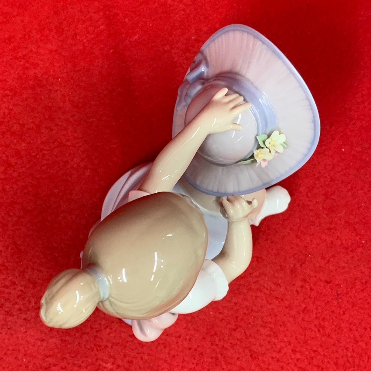 リヤドロ LLADRO おめかししようね 6862 陶器 置物 フィギュリン