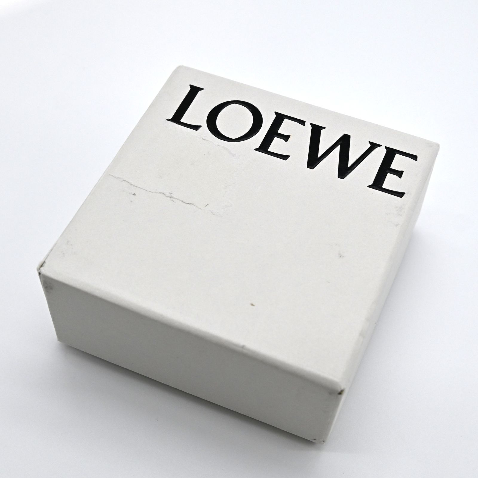 ロエベ　アナグラムブローチ　パラジウム アナグラム ブローチ (メタル) パラジウム - LOEWE