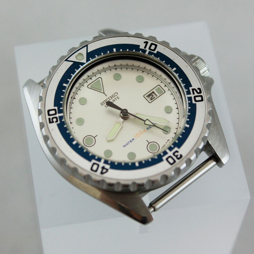レア【美品】SEIKO プロフェッショナル　ミニダイバー 白 中古 / 希少品 】 SEIKO プロフェッショナル ミニダイバー 2625