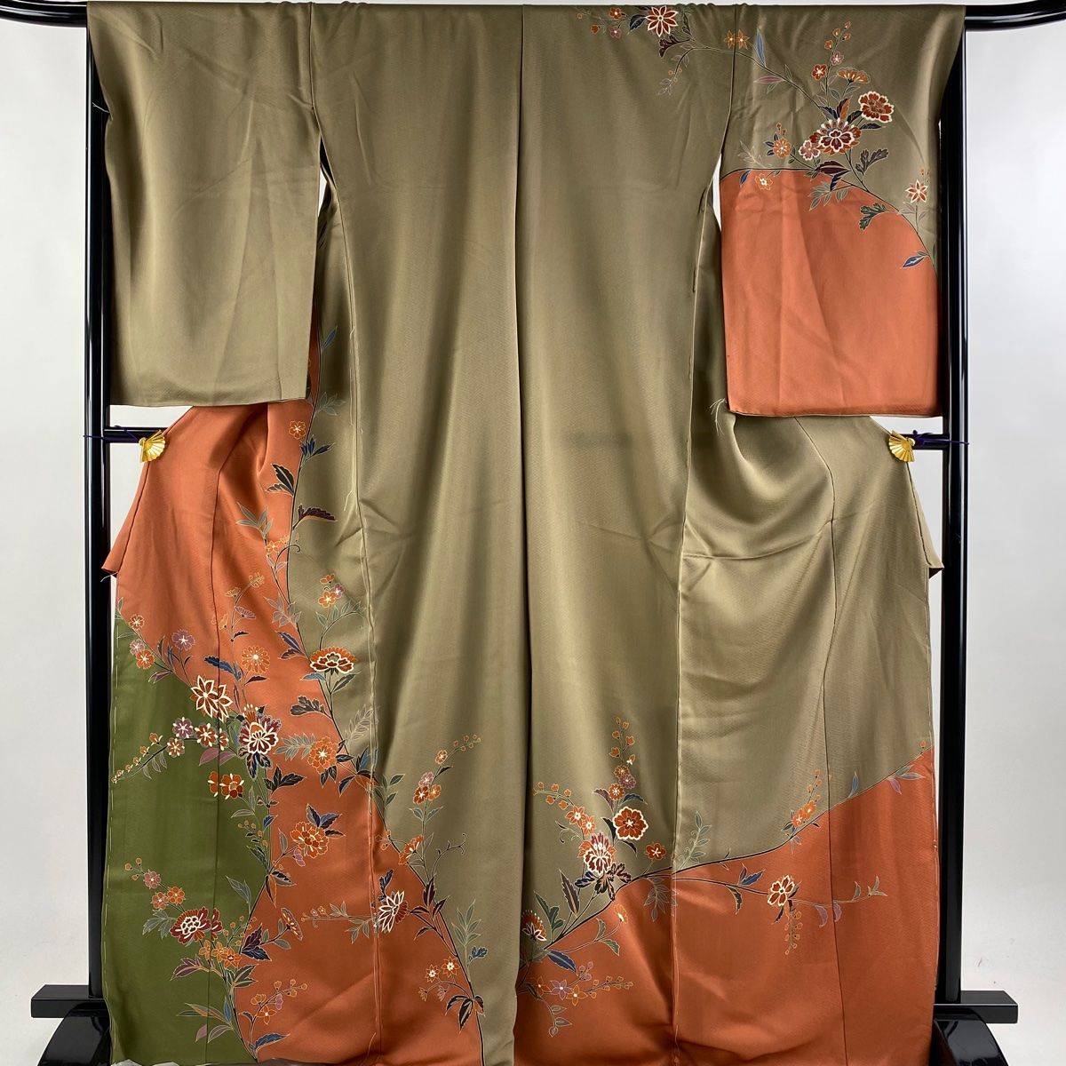 訪問着 身丈171.5cm 裄丈70cm 仮絵羽 草花 染め分け 茜色 正絹 美品 秀