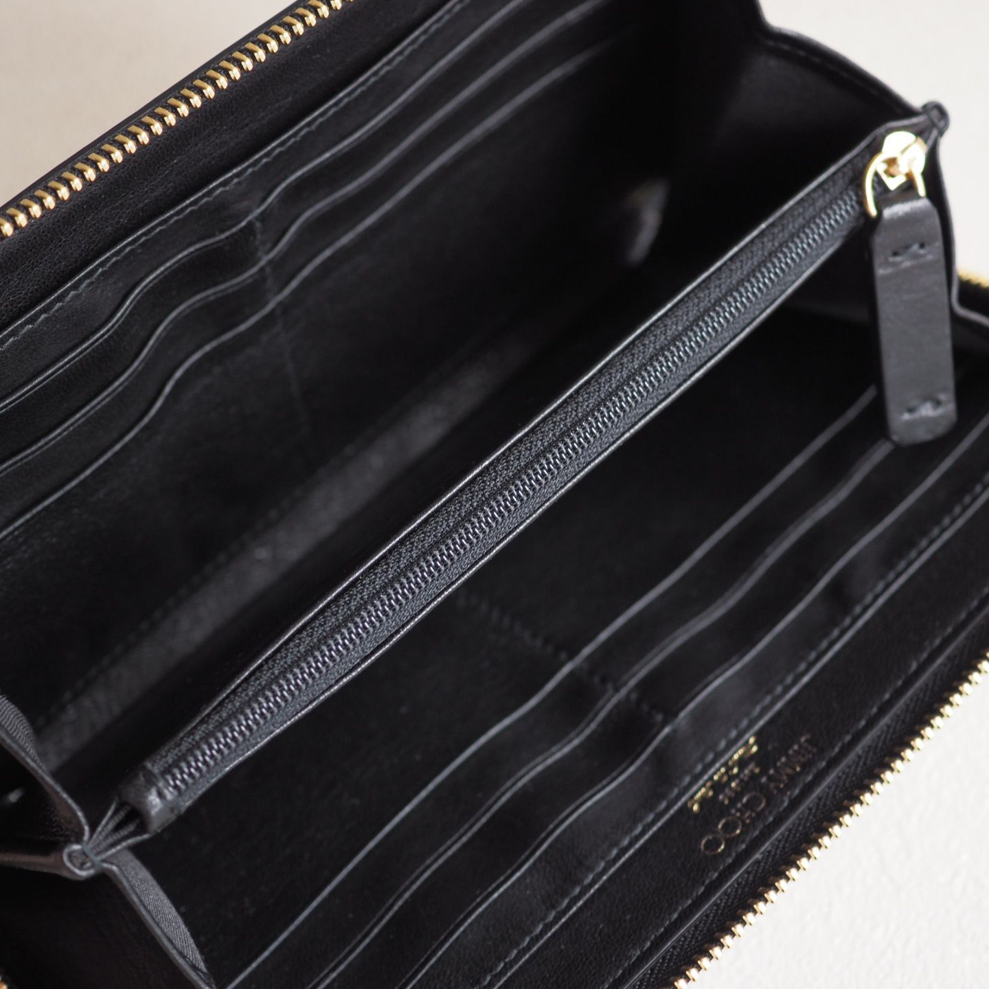 未使用美品☆ ジミーチュウ JIMMY CHOO カーナビ 長財布