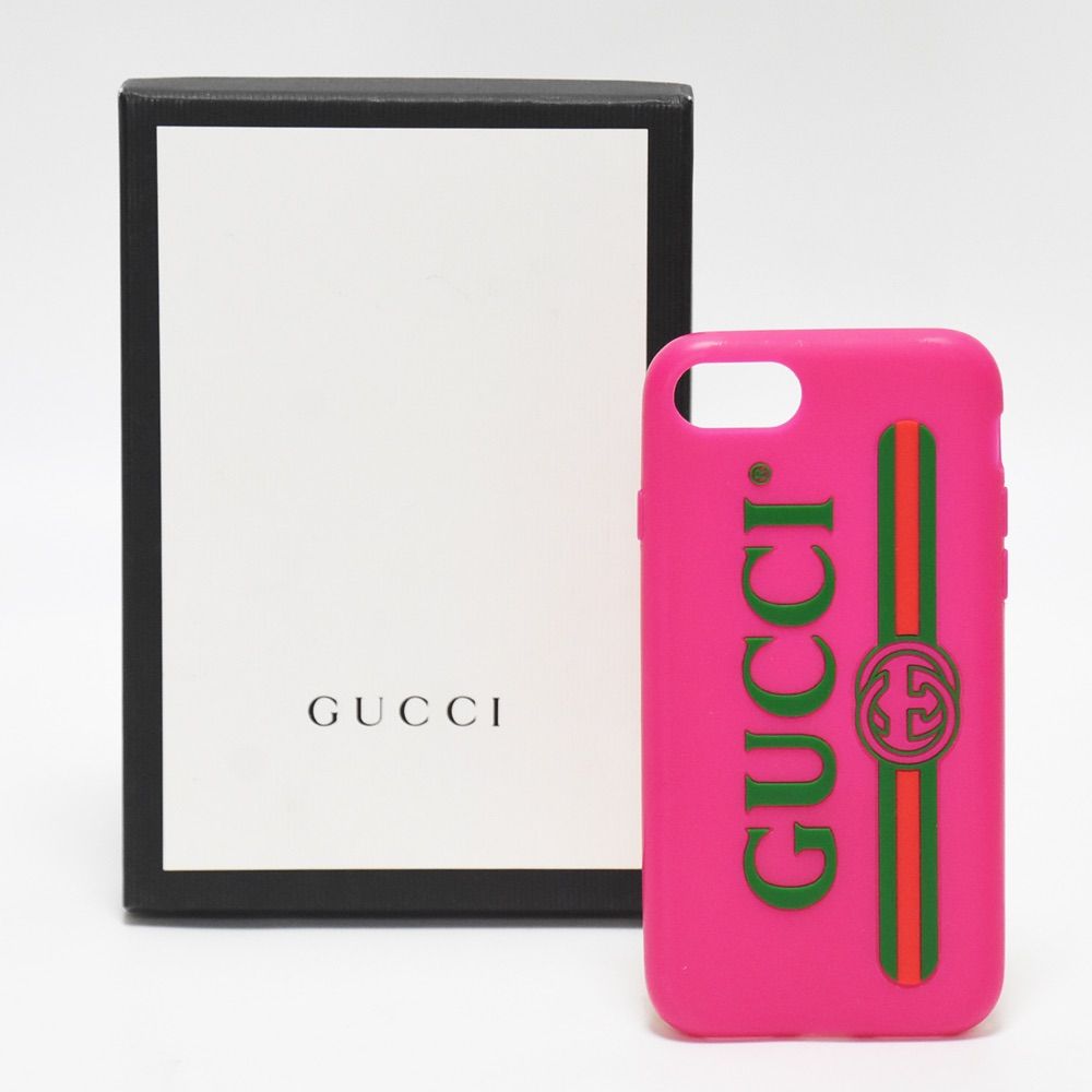 【新品】GUCCI グッチ シリコン iPhoneケース ヴィンテージロゴ 新品】GUCCI グッチ シリコン iPhoneケース ヴィンテージロゴ