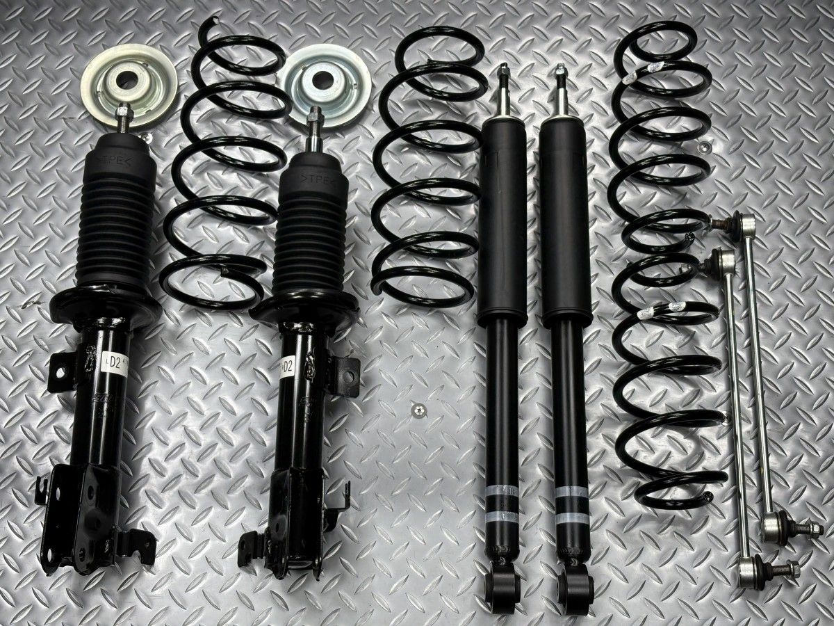 送料無料MK54S スペーシアカスタム HV XSターボ4WD 純正 サスキット 品番41601-53U10|41602-53U10|41810-53U10 ショック 25070058