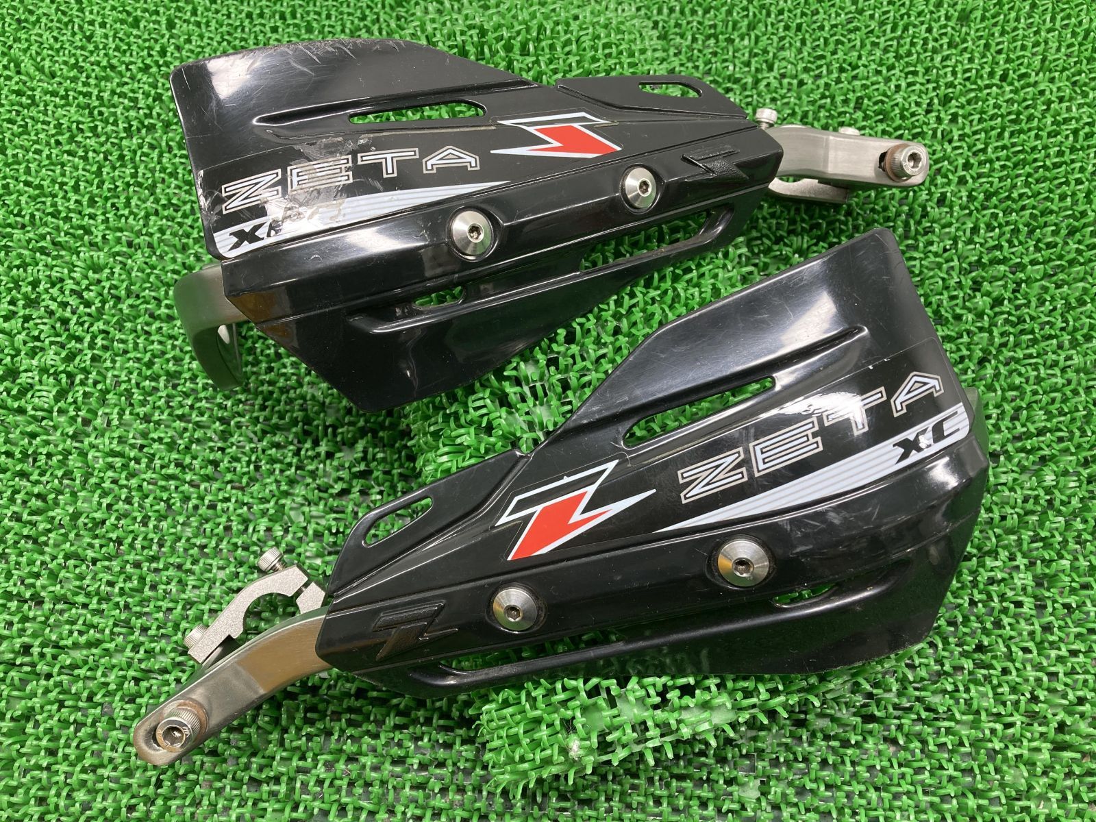 ZETA製KLX250 Dトラッカー ナックルガード 左右 黒 社外 中古 LX250E