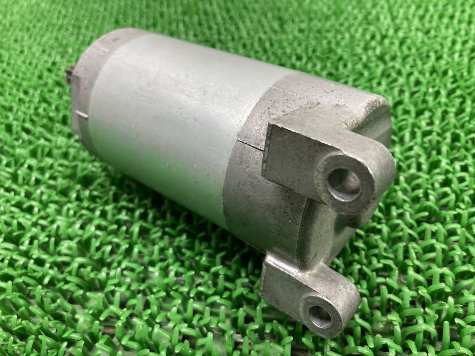 セロー250 セルモーター ヤマハ 純正 バイク 部品 DG17J SEROW250 XT250 tricker スターターモーター 機能的問題なし Ey