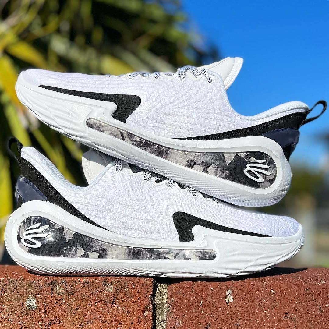 UNDER ARMOUR CURRY 12 'SHOOTING STAR' アンダーアーマー