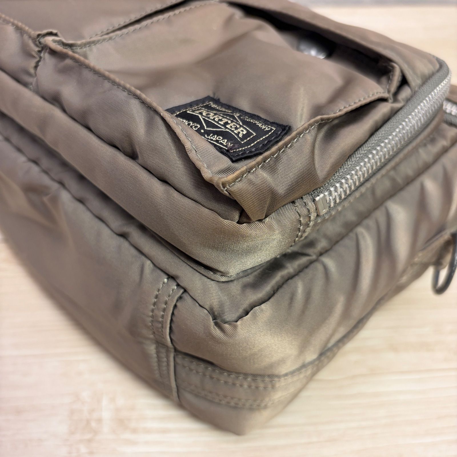 ✨PORTER タンカー カメラバッグ シルバー✨ ショルダーバッグ 内側