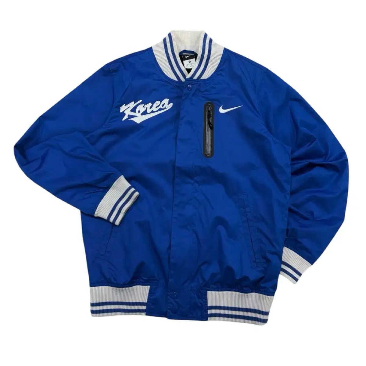 NIKEウェア 〜バーシティジャケット〜 | ららぽーと甲子園