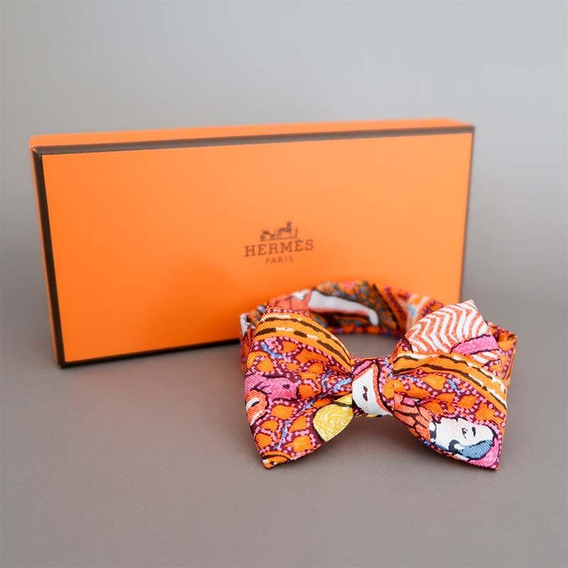 HERMES 蝶ネクタイ　ヌーパピヨン HERMES ヌーパピヨン蝶ネクタイオレンジ 箱付き