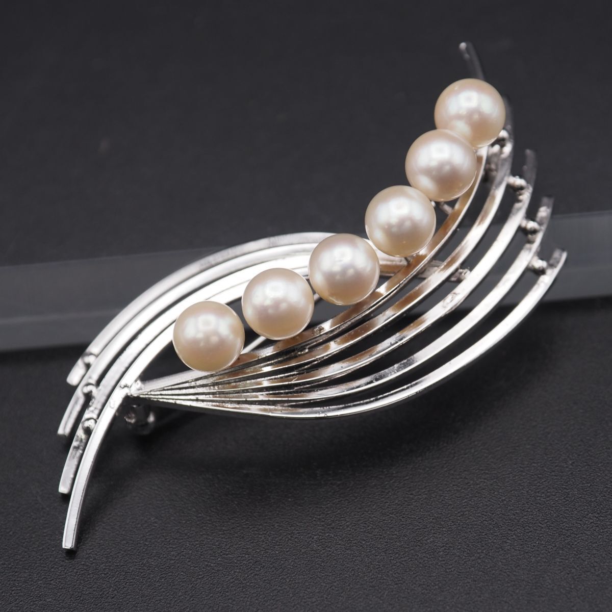 H095 本真珠 6.3mm6珠 パール STERLING刻印 ブローチ デザイン シルバー コサージュ 6月誕生石