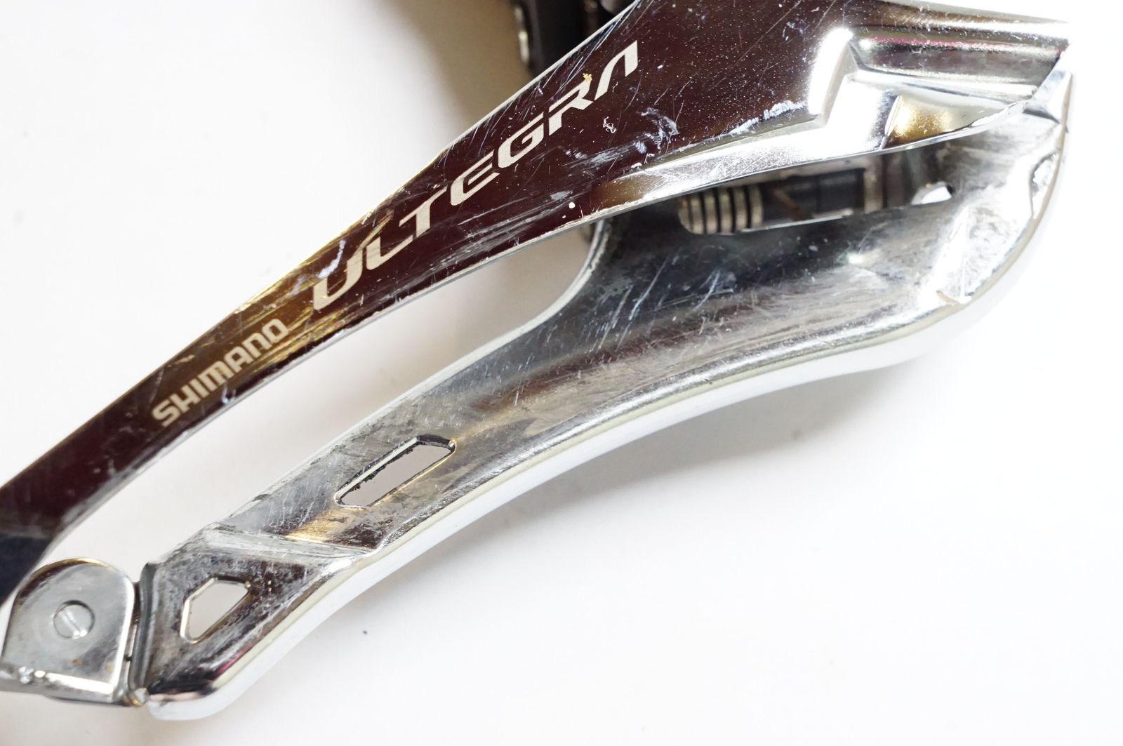 ジャンク SHIMANO 「シマノ」 ULTEGRA Di2 R8000系 (R8050
