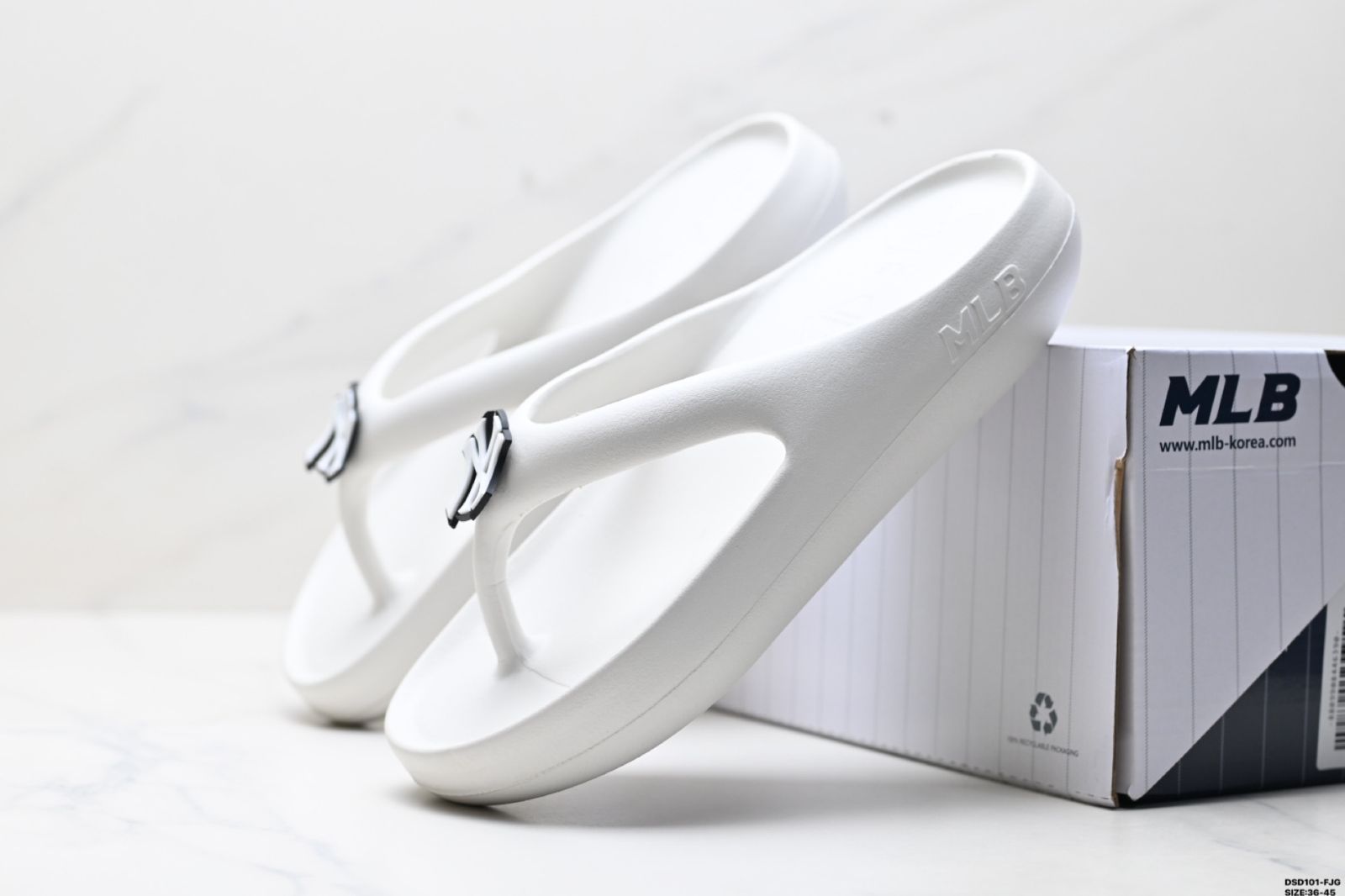 今日特価】MLB SLIPPER CHUNKY BOUNCER FLIP - FLOP