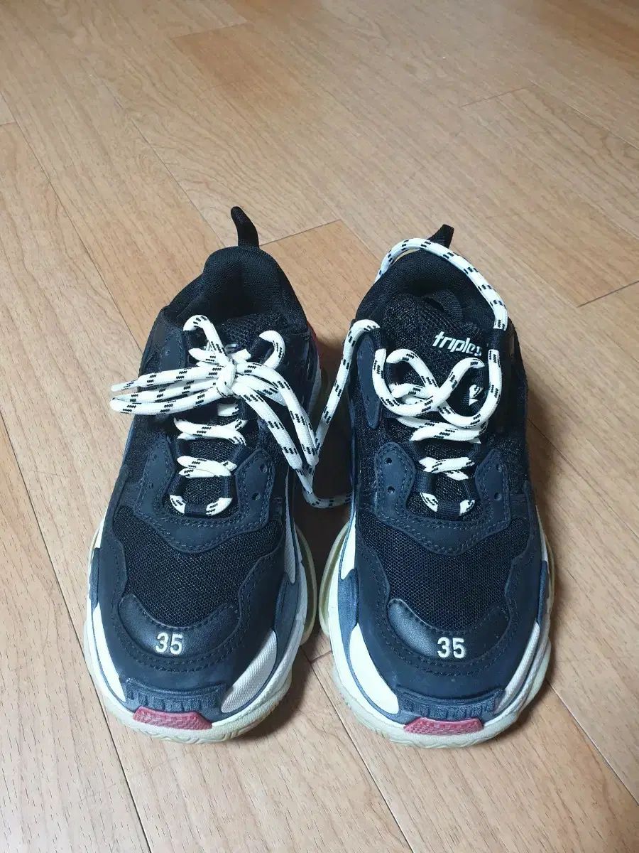 BALENCIAGA バレンシアガ トリプル S 黒 35 サイズ