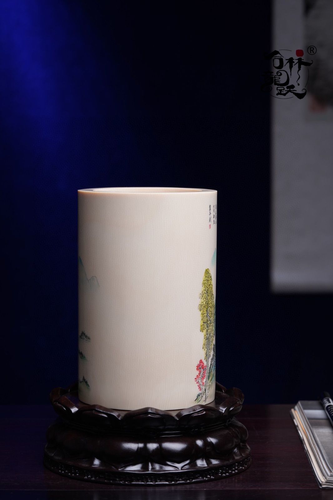 天然マンモス牙美しい手作り彫刻山水筆筒置物