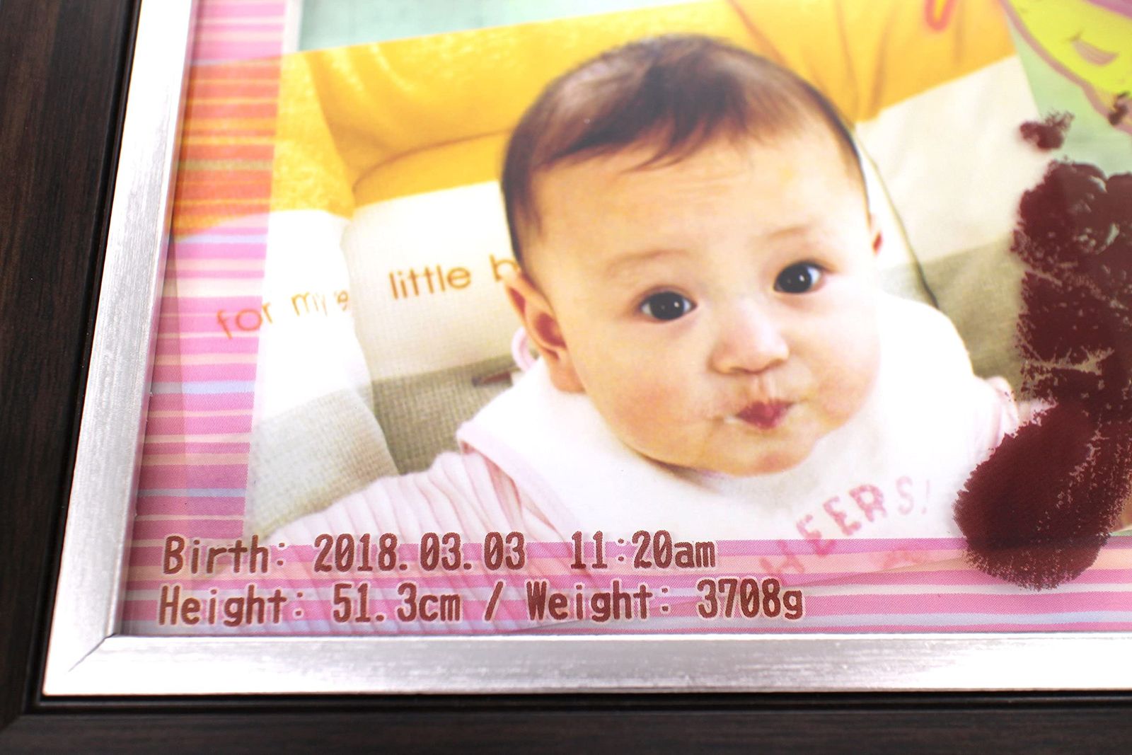 赤ちゃん 写真立て オーダー品 クリアフォトフレームお仕立券 ラッピング済み フレーム８種類選択 手がた足がた付き お名前 漢字 アルファベット 星座イラスト 生年月日 出生時間 身長 体重 手がた 足がた 西暦和暦対応 シャールべべ