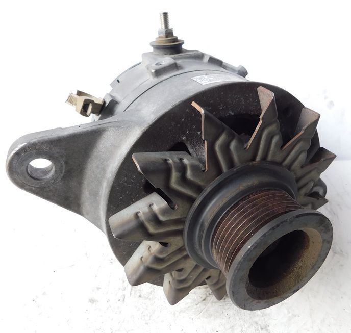 ●オルタネーター●澤藤 いすゞギガ 0201-172-1715 8-98330-088-1 品 程度B コア返却不要