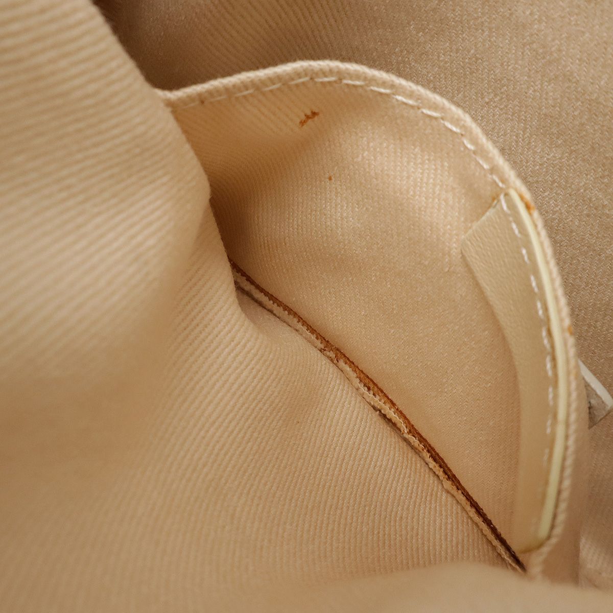 LOEWE ロエベ アナグラム ポシェット ショルダーバッグ 斜め掛け  