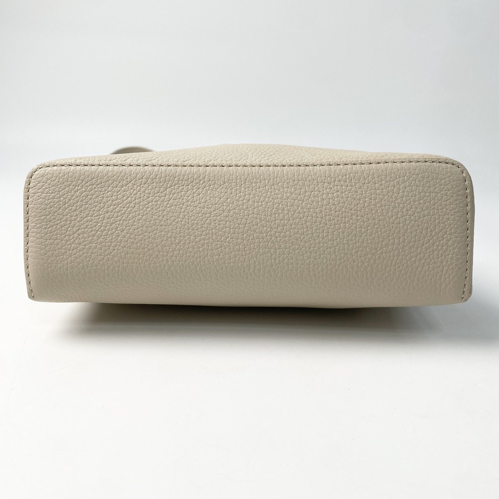 美品 ロロピアーナ Loro Piana レディース エクストラ・ポケット19 