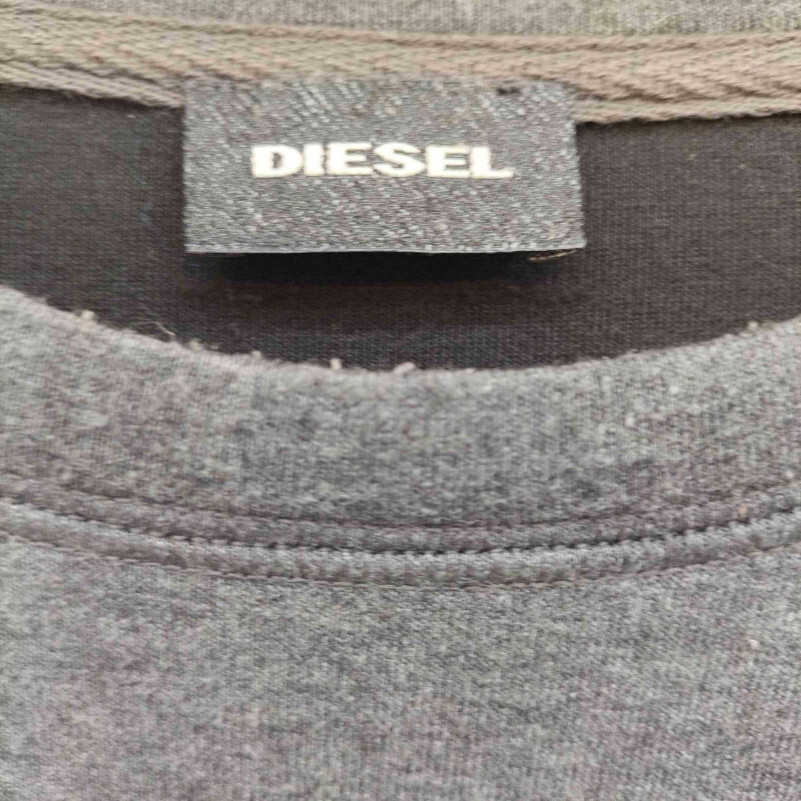 DIESEL ONLY THE BRAVE エンボスロゴトレーナー M〜L相当 ディーゼル DIESEL ONLY THE BRAVE エンボスロゴトレーナー